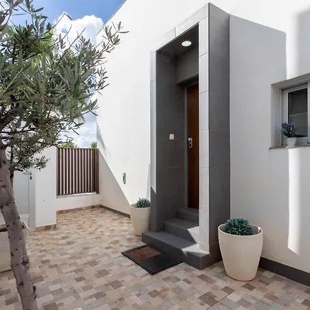 Villa Modern Dehesa de Campoamor (Orihuela Costa)